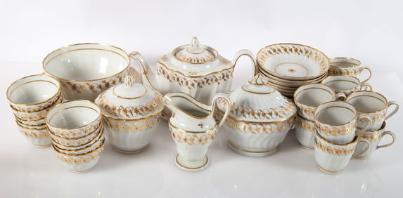 NEWHALL DESSERT SERVICE (40) PCS.