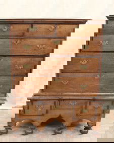 ANTIQUE ENGLISH CHEST OF DRAWERS