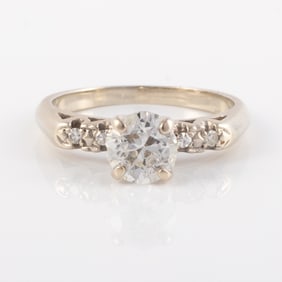 DIAMOND RING