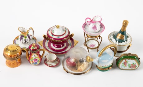 PORCELAIN BOXES (9)