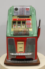 MILLS SLOT MACHINE