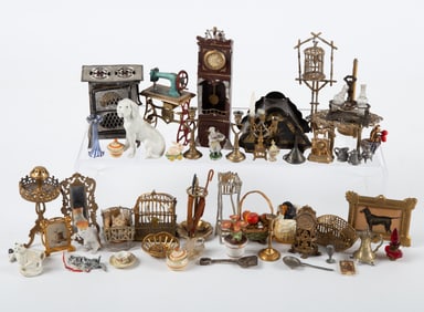 DOLLHOUSE FURNITURE (51+/-) PIECES