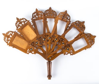 VICTORAIN FAN -TYPE PICTURE FRAMES