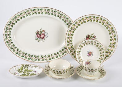ROYAL WORCESTER "DOREEN" (61) PCS.