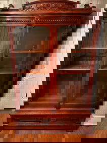 VICTORIAN WALNUT BOOKCASE
