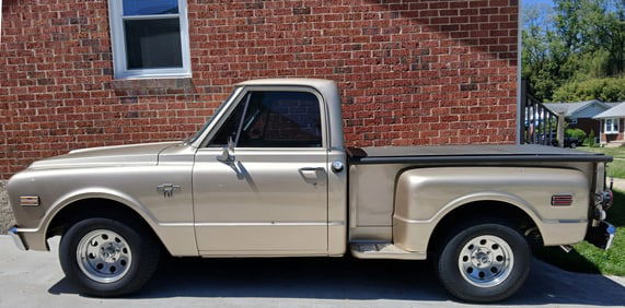 1967 CHEVROLET C-10 PICK UP