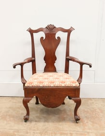 QUEEN ANNE COMMODE CHAIR