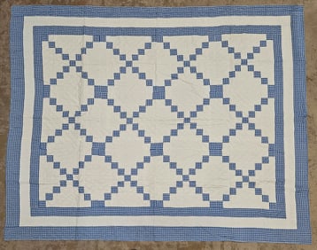 ANTIQUE QUILT