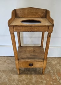 GRAIN PAINTED WASH STAND