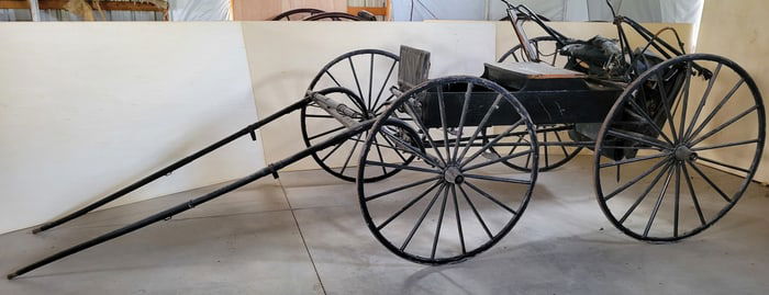 ANTIQUE HORSE DRAWN BUGGY