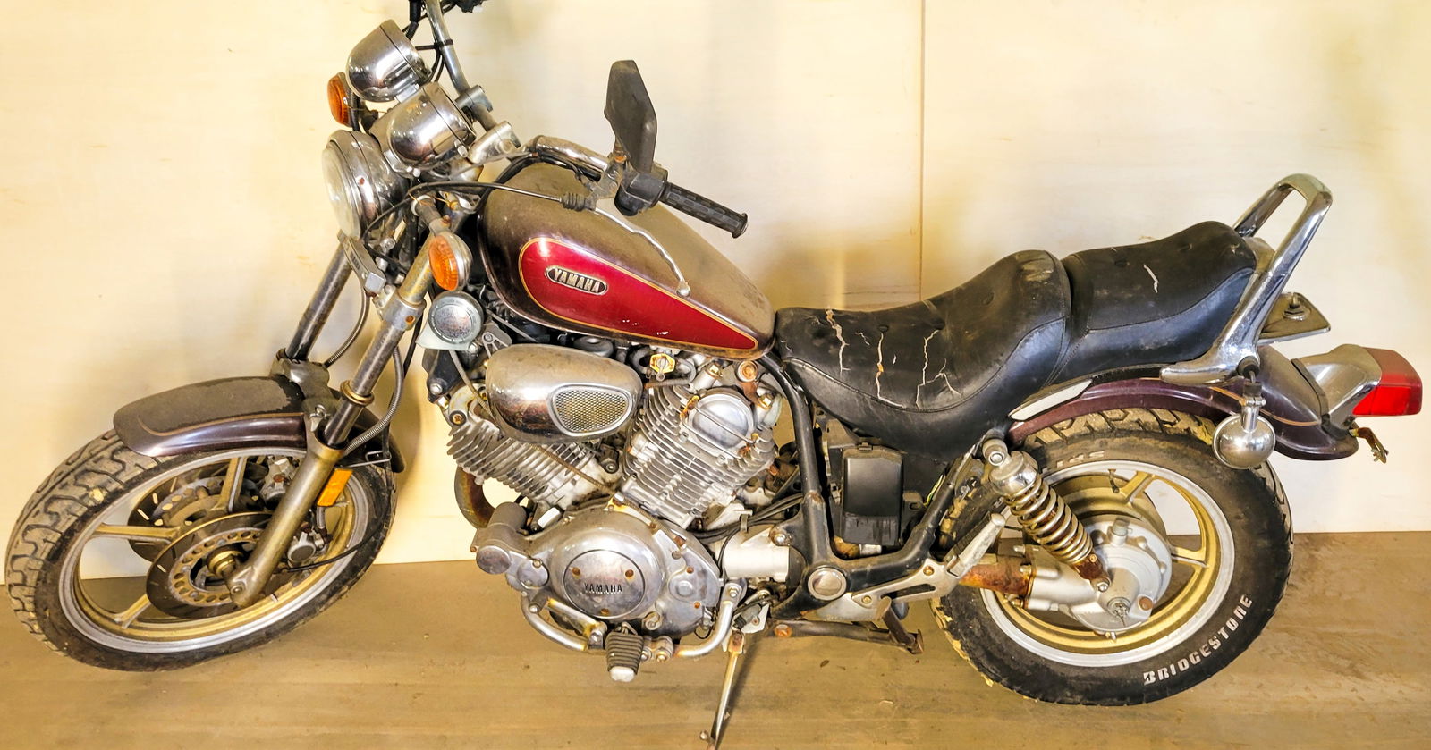 YAMAHA MOTORCYCLE (1 of 7)