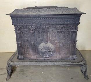 HAYWARD BARTLETT & CO. CAST IRON STOVE