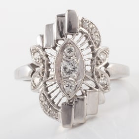 14K GOLD & DIAMOND RING