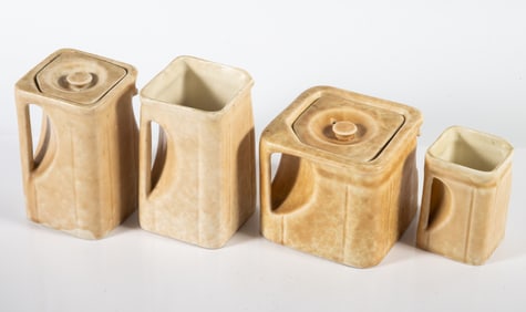 CUNNARD SOUVENIR TABLEWARE (4) PCS.