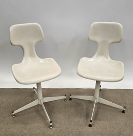 PAIR MID CENTURY MODERN CHAIRS (2)