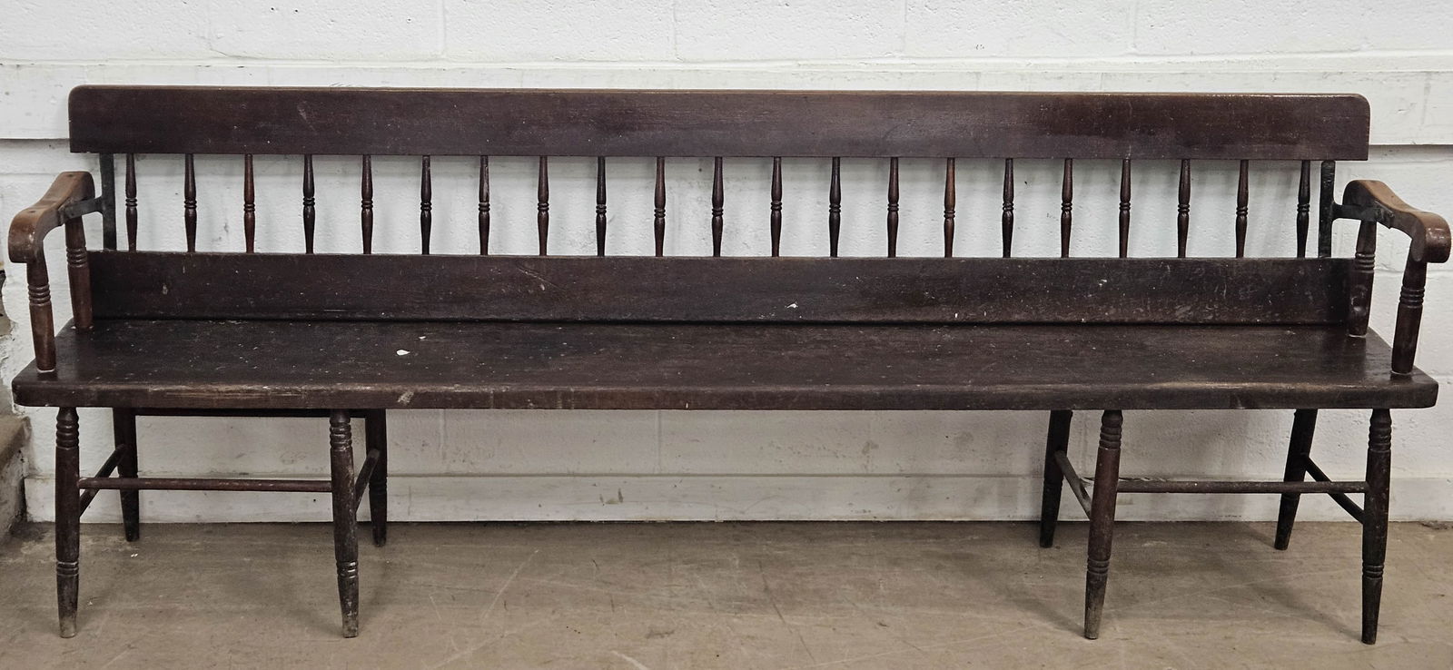 TROLLEY CAR BENCH (1 of 8)