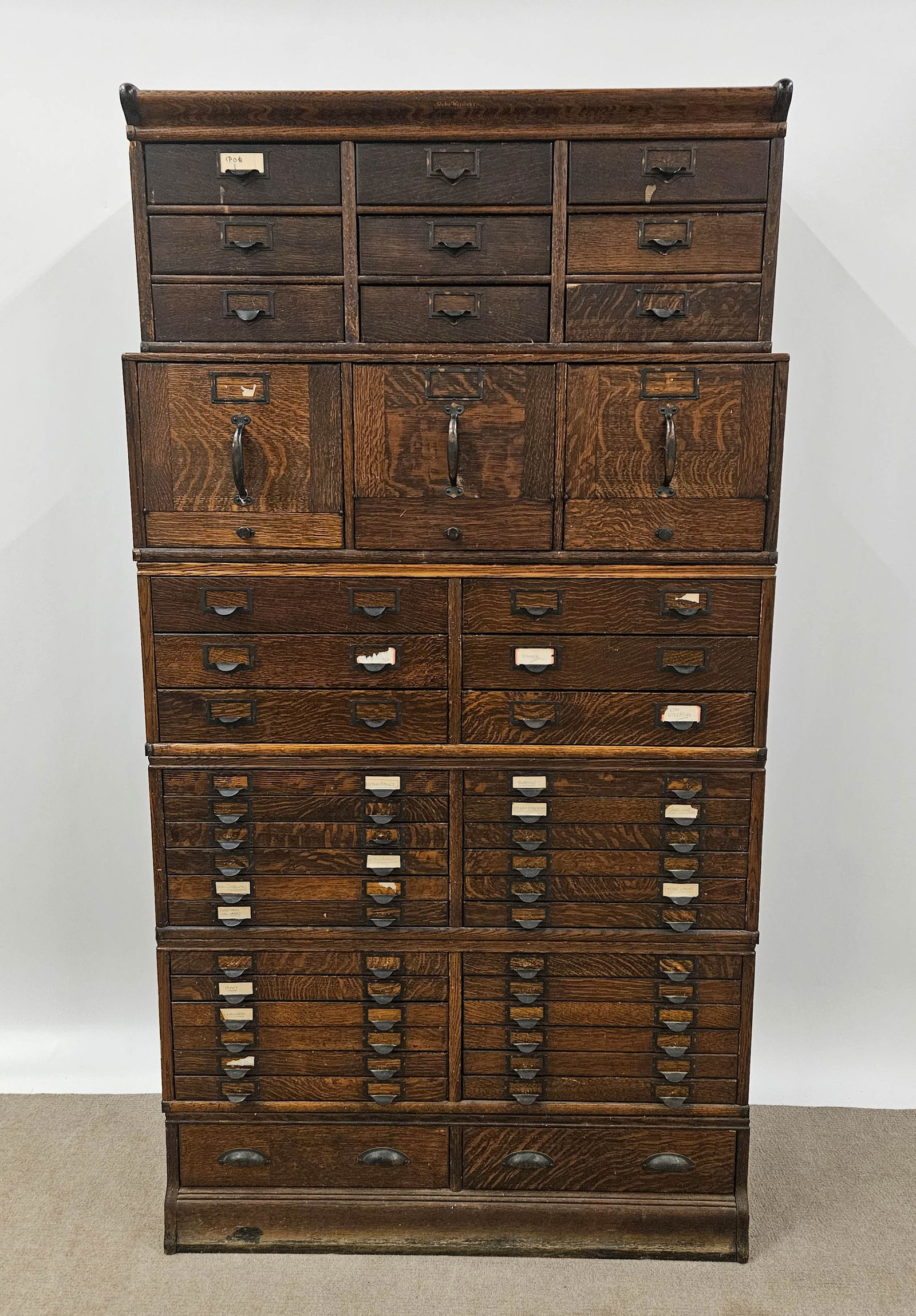 UNUSUAL OAK OFFICE CABINET (1 of 10)