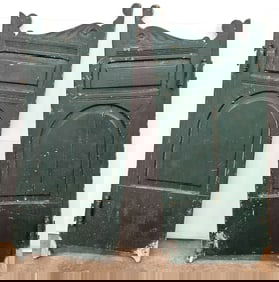 SWINGING SALOON DOORS