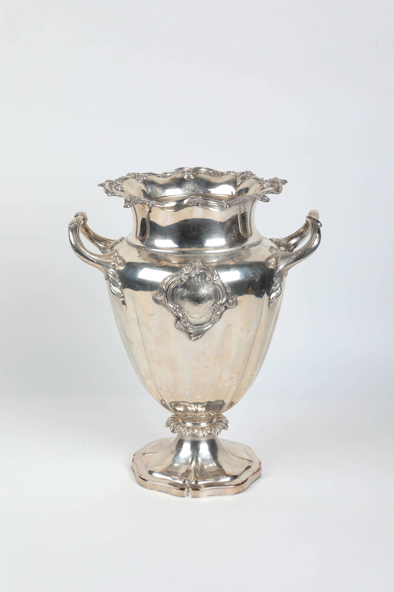 PLATED CHAMPAGNE BUCKET (1 of 14)