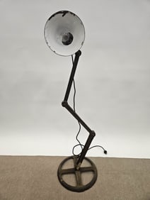INDUSTRIAL FLOOR LAMP