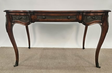 PROVINCIAL STYLE WRITING DESK