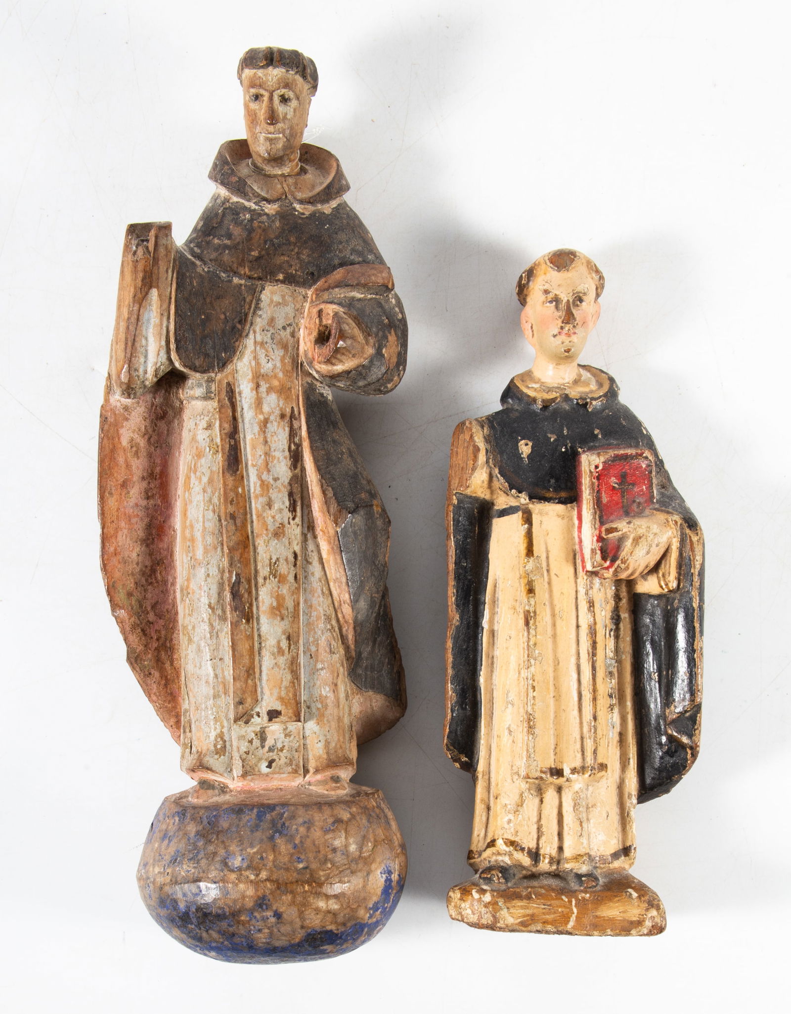 (2) SANTOS FIGURES (1 of 4)