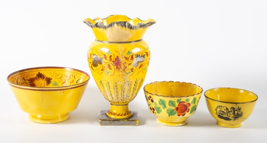(4) CANARY YELLOW WARE