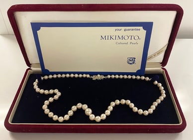 MIKIMOTO STRAND OF PEARLS