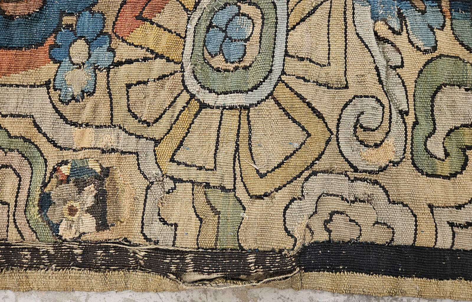 FLEMISH TAPESTRY - 3