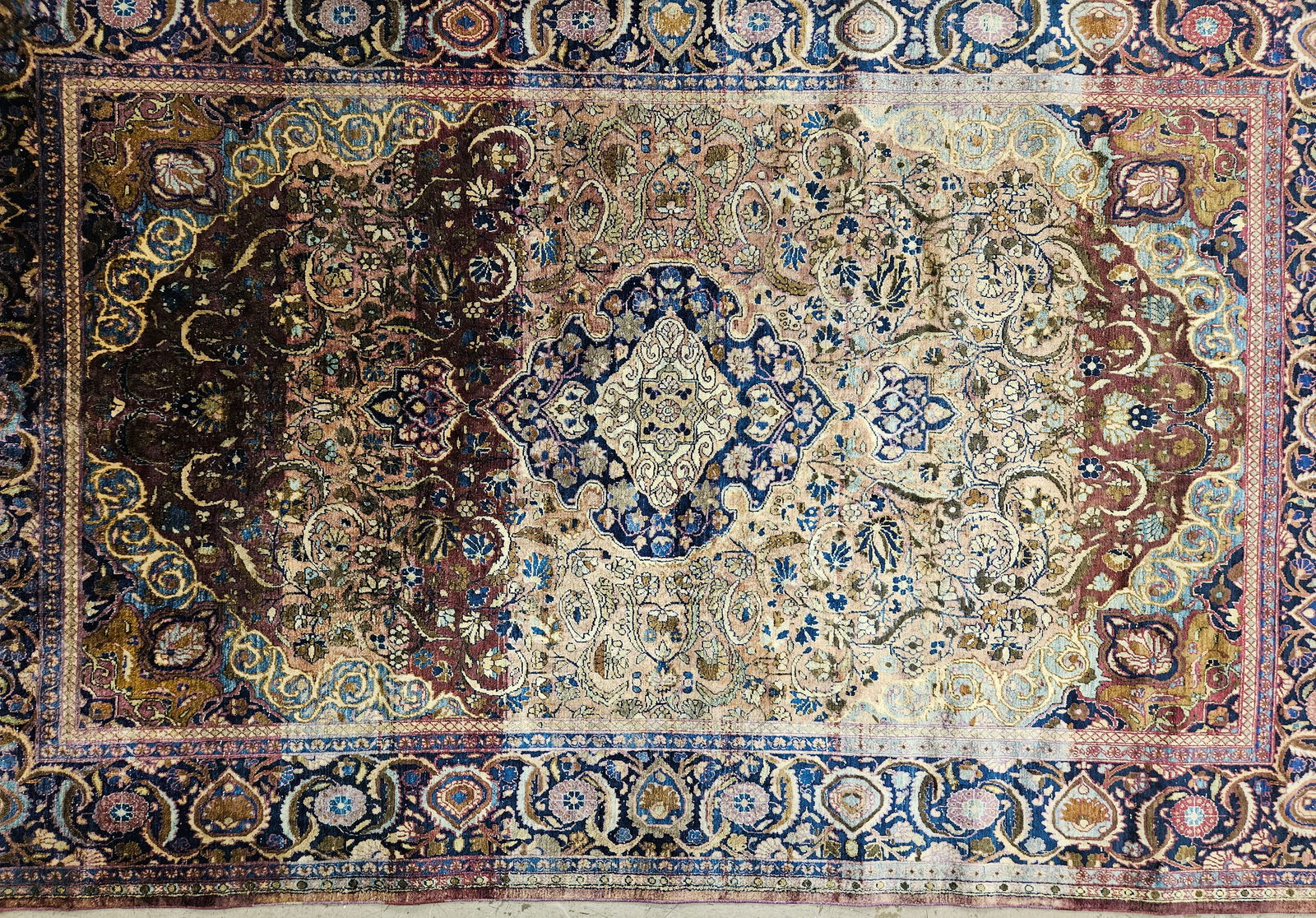 ORIENTAL CARPET - 2