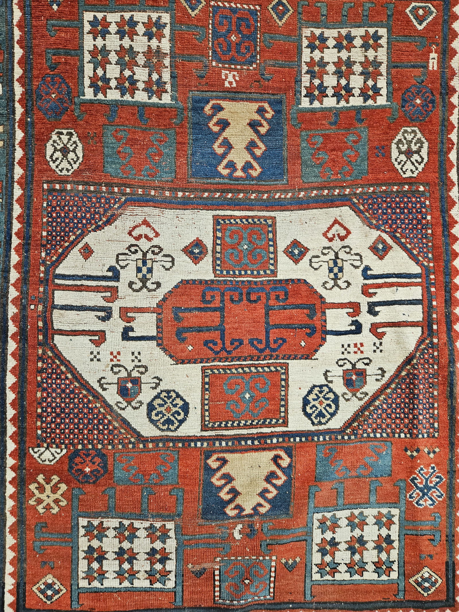 ORIENTAL AREA RUG - 2