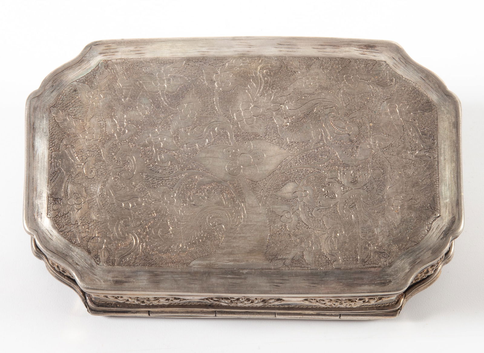 SILVER SNUFF / DRESSER BOXES (3) - 7