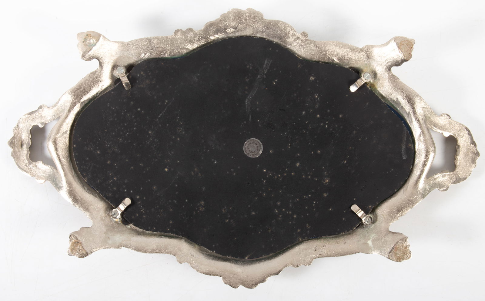 SILVER TONED PLATEAU - 4