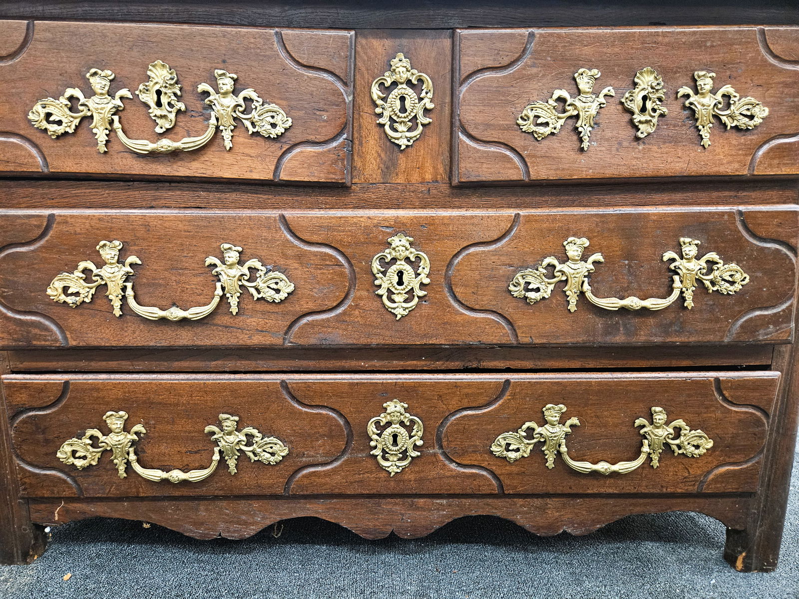 CONTINENTAL PROVINCIAL COMMODE - 2