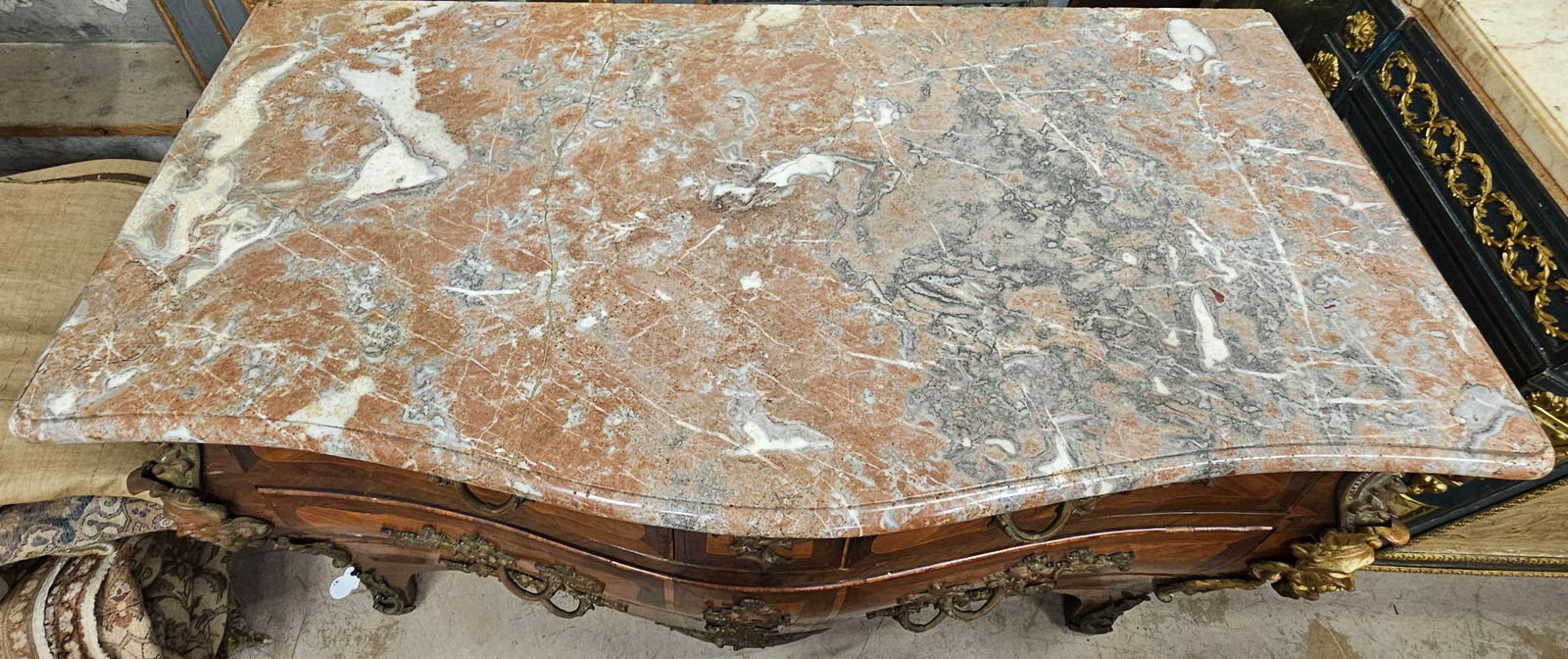 18TH CENTURY LOUIS XV COMMODE - 2