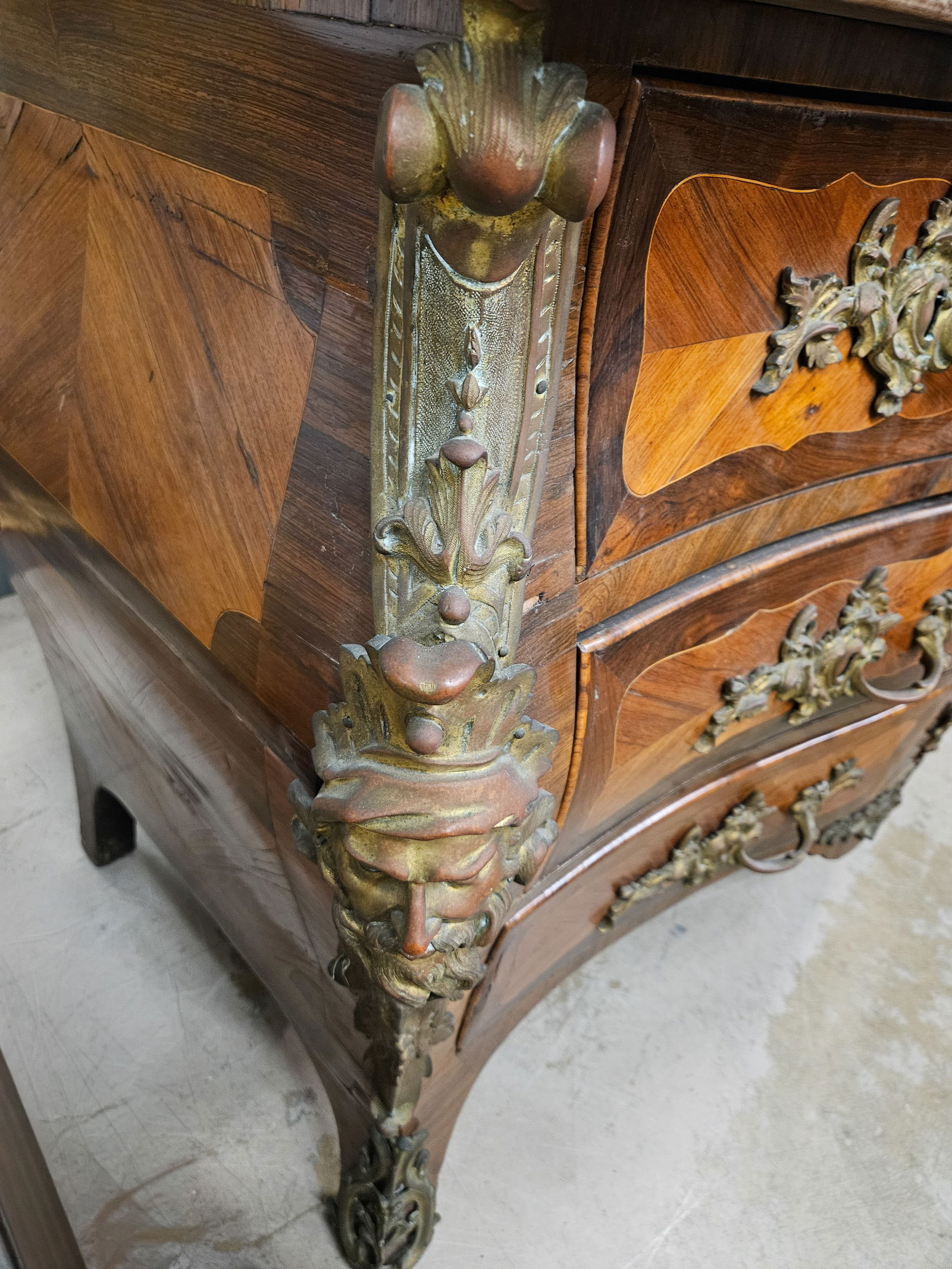 18TH CENTURY LOUIS XV COMMODE - 4