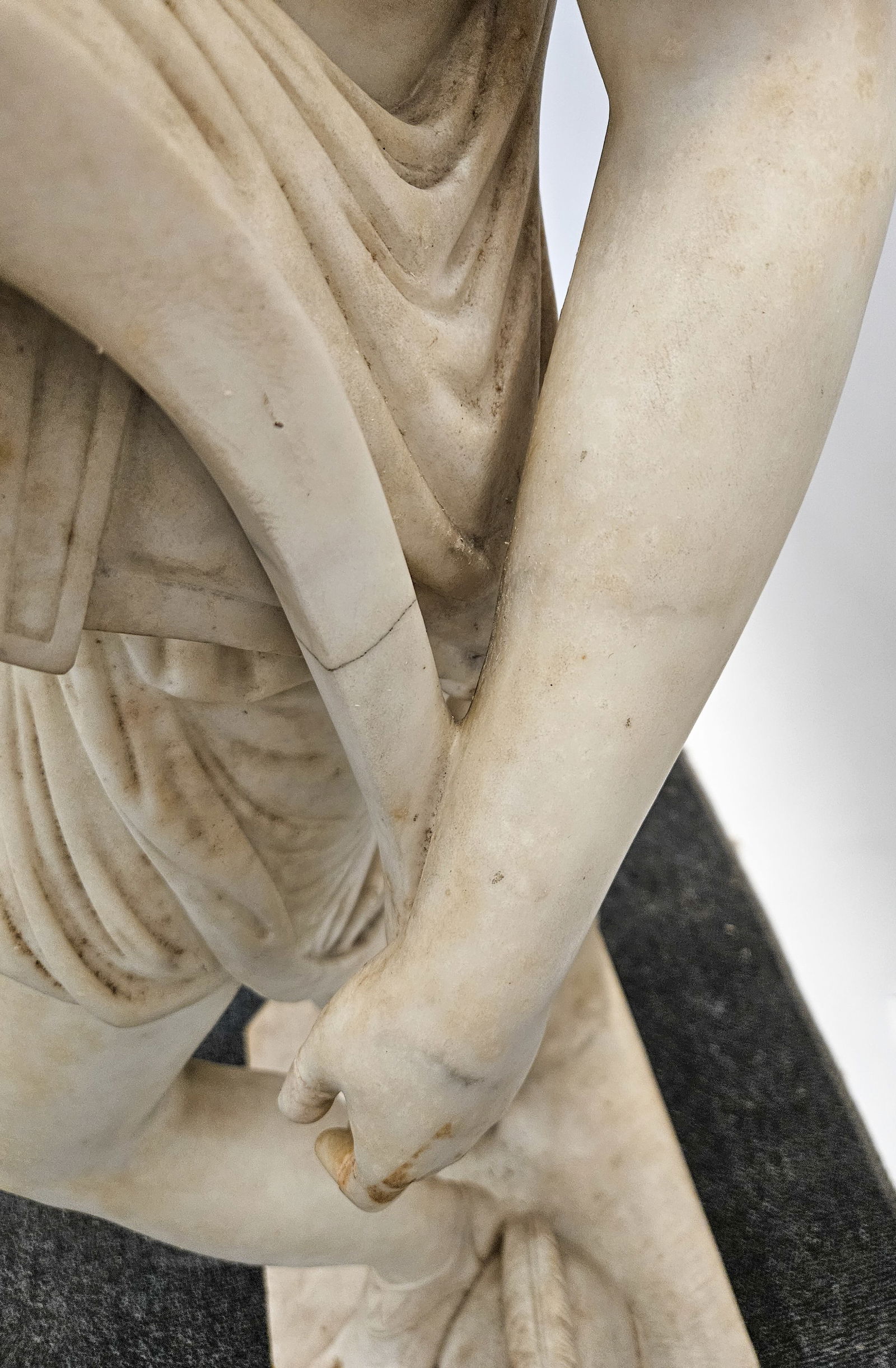 ANTIQUE MARBLE FIGURE - 7
