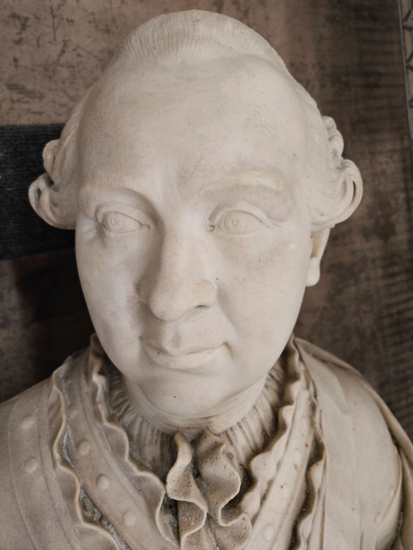 18TH CENTURY MARBLE BUST - 2