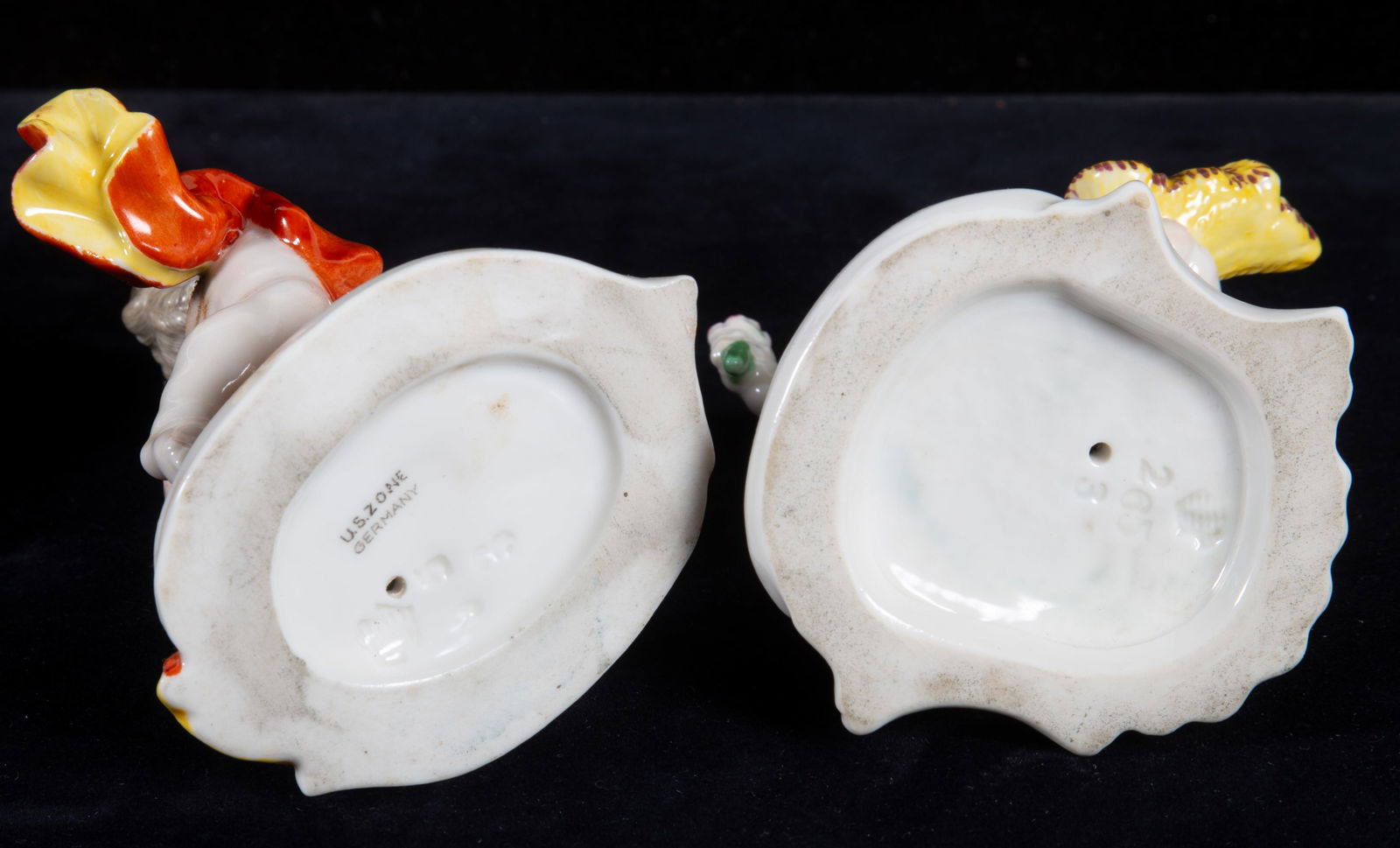 CLASSICAL PORCELAIN CHERUBS (4) - 4