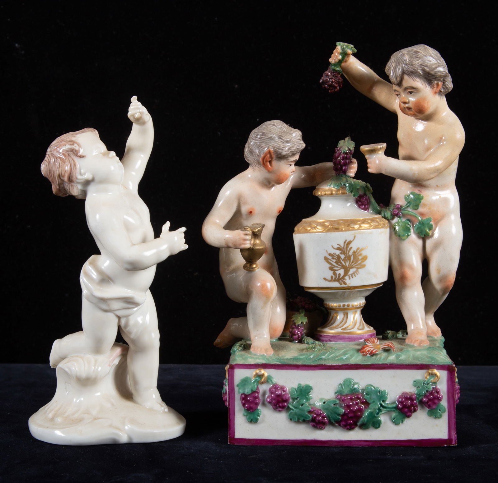 CLASSICAL PORCELAIN CHERUBS (4) - 5