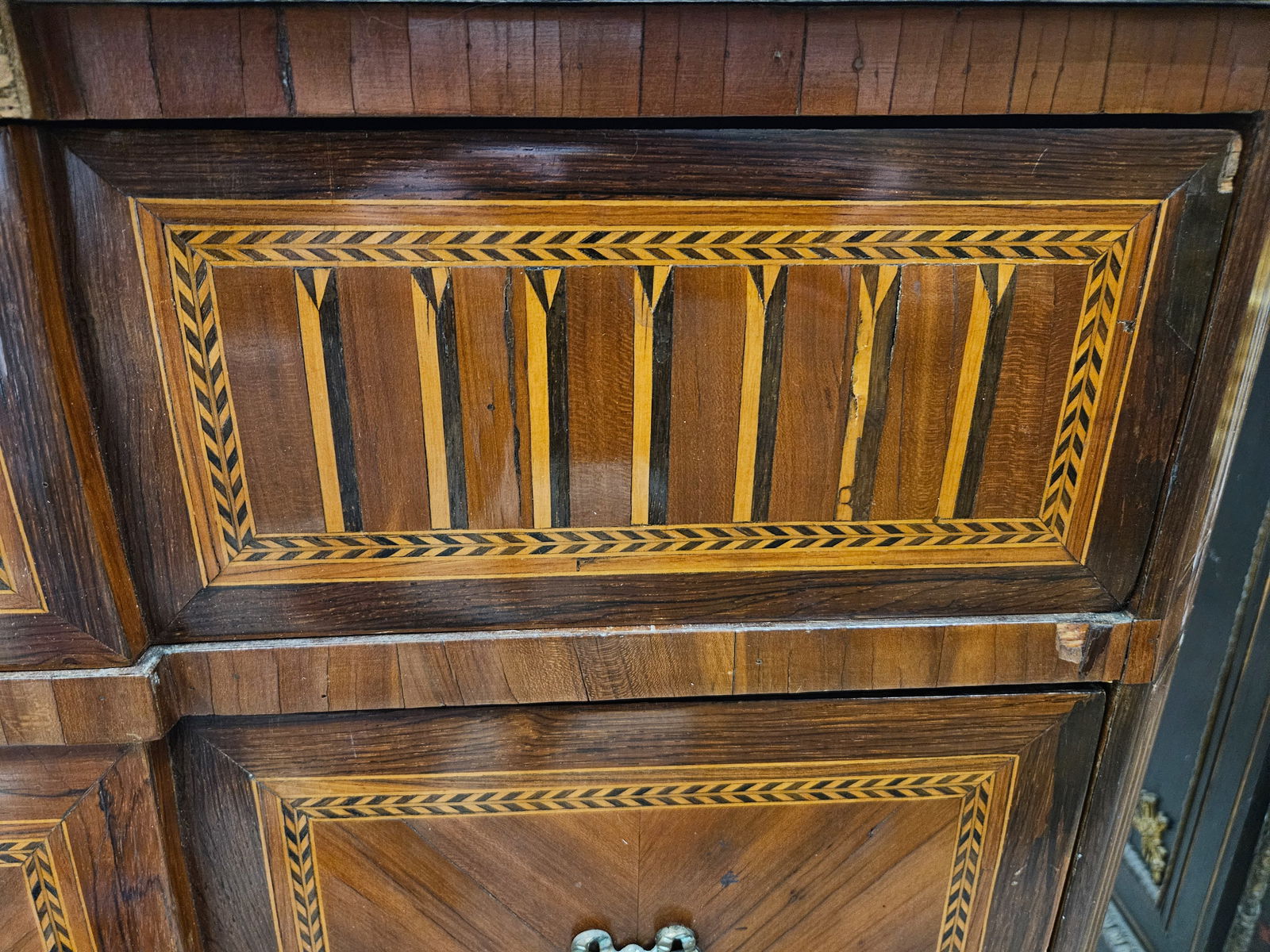 FRENCH NEOCLASSICAL COMMODE - 7