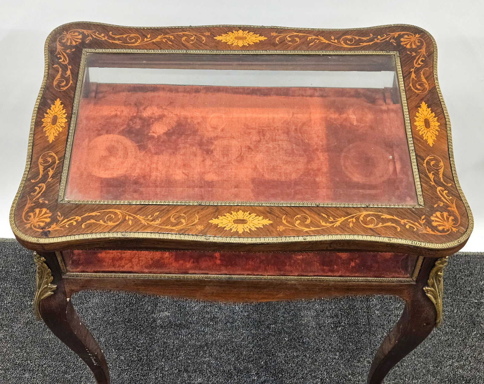 FRENCH INLAID VITRINE TABLE - 4