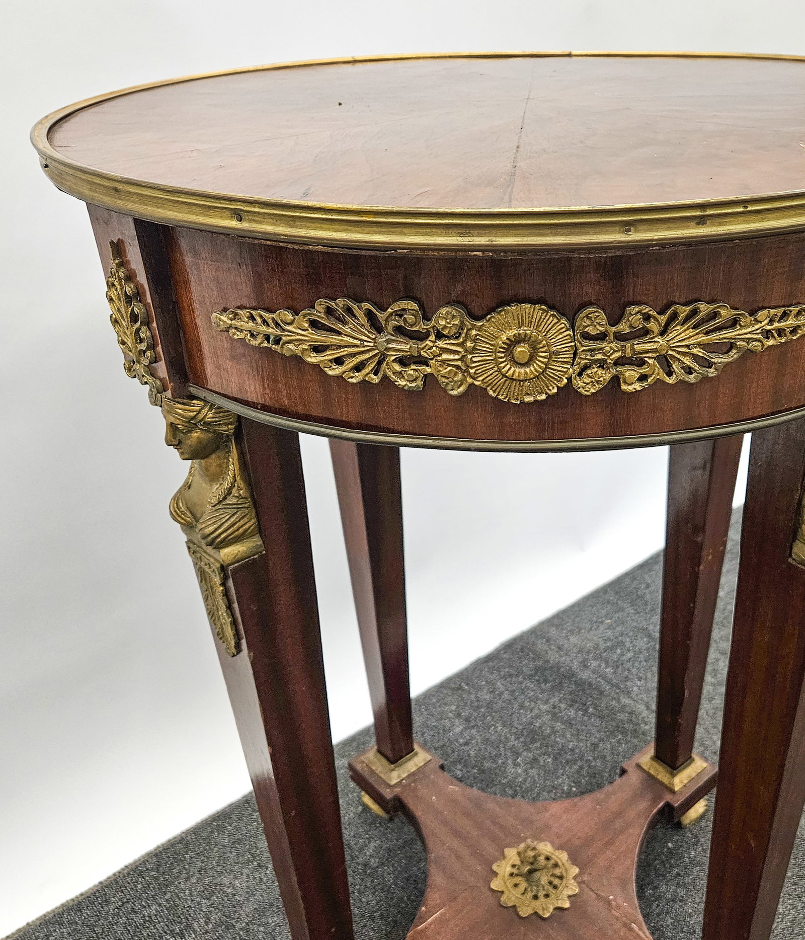 EMPIRE STYLE CENTER TABLE - 3