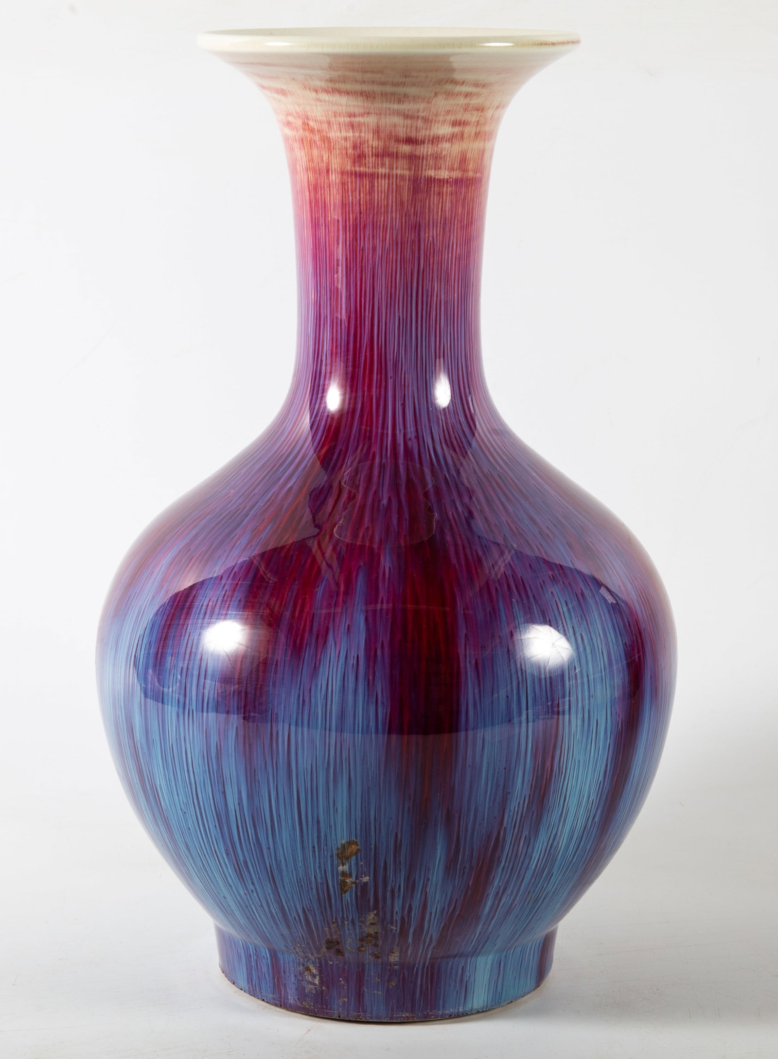 CHINESE VASE - 6