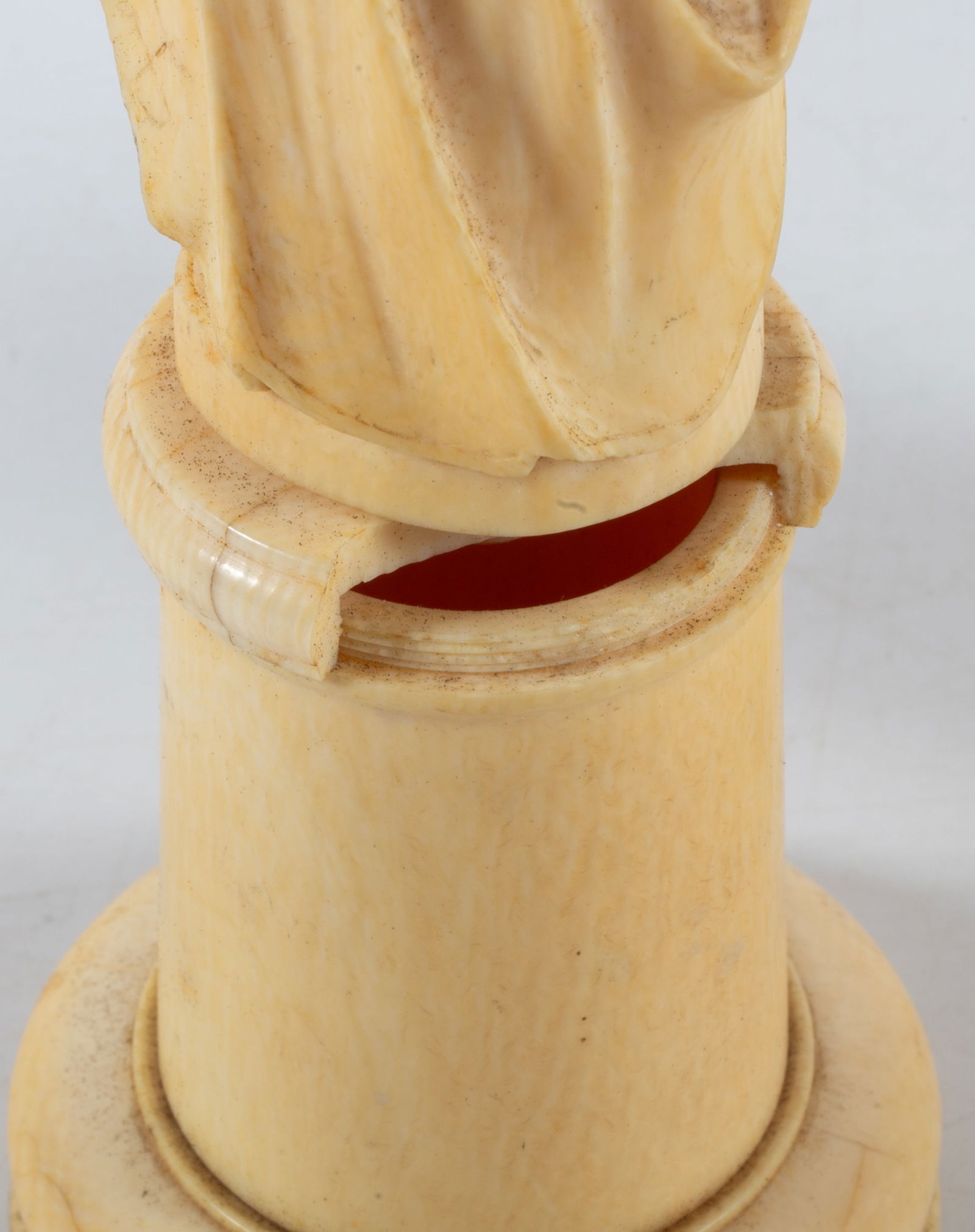 ANTIQUE CARVED BONE FIGURES (2) - 4