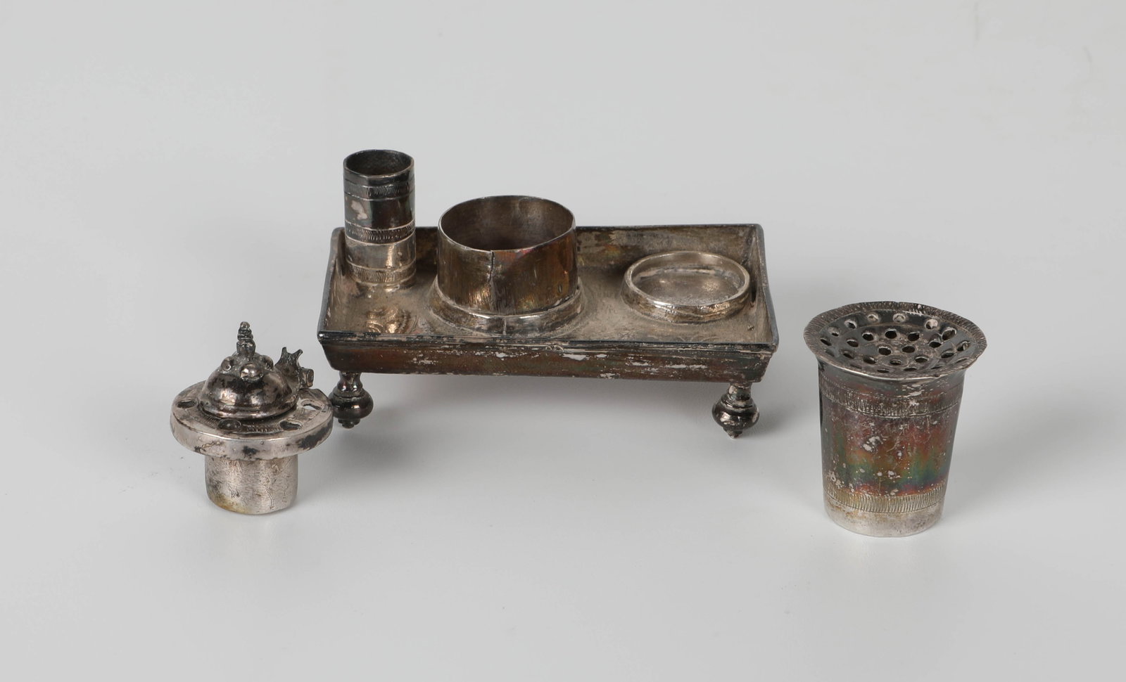 MINIATURE SILVER STANDISH - 3