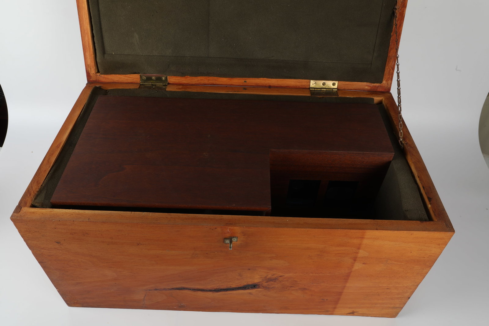 THREE DIMENSIONAL ART IN CASE - 11