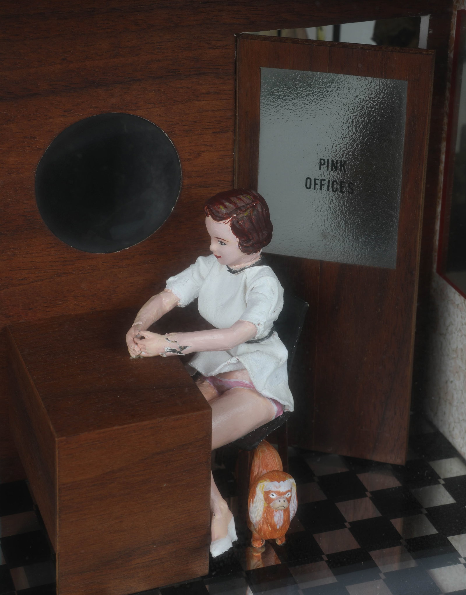 THREE DIMENSIONAL ART IN CASE - 3