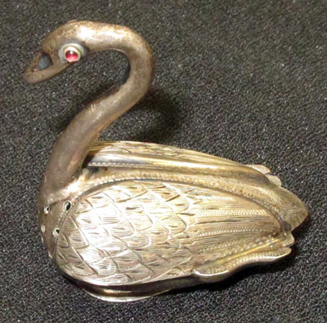 FRENCH SILVER SWAN VINAIGRETTE: Bottom hinged and opens; ruby eyes; H-2",