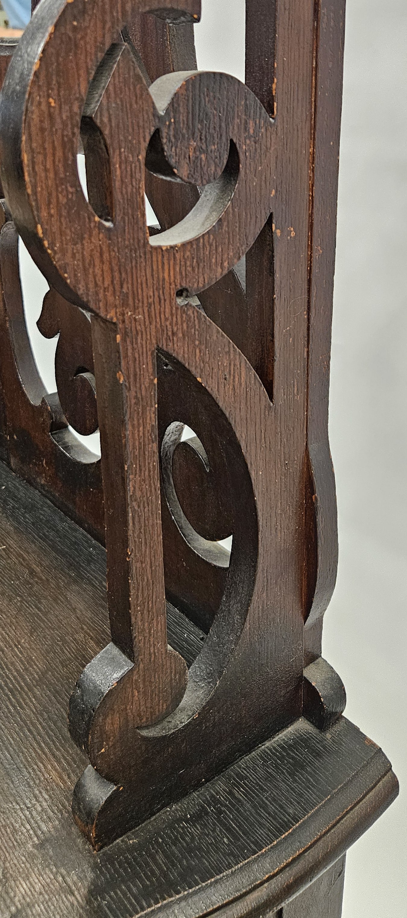 VCTORIAN HALL RACK - 8